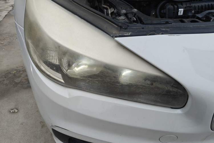 Used BMW 2 Series Gran Tourer 2015 218i Leading Model Right Front Headlight