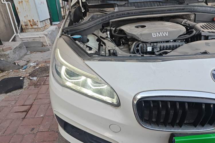 Used BMW 2 Series Gran Tourer 2015 218i Leading Model Right Front Headlight