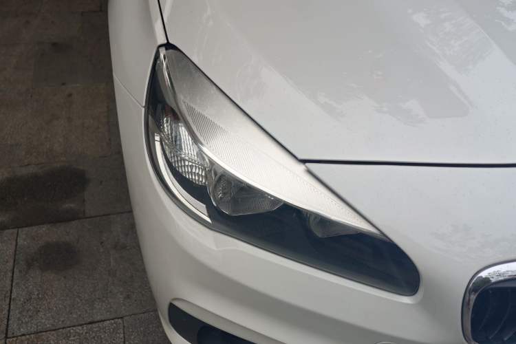 Used BMW 2 Series Gran Tourer 2015 218i Leading Model Right Front Headlight