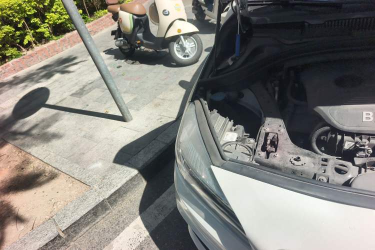 Used BMW 2 Series Gran Tourer 2015 218i Leading Model Right Front Headlight