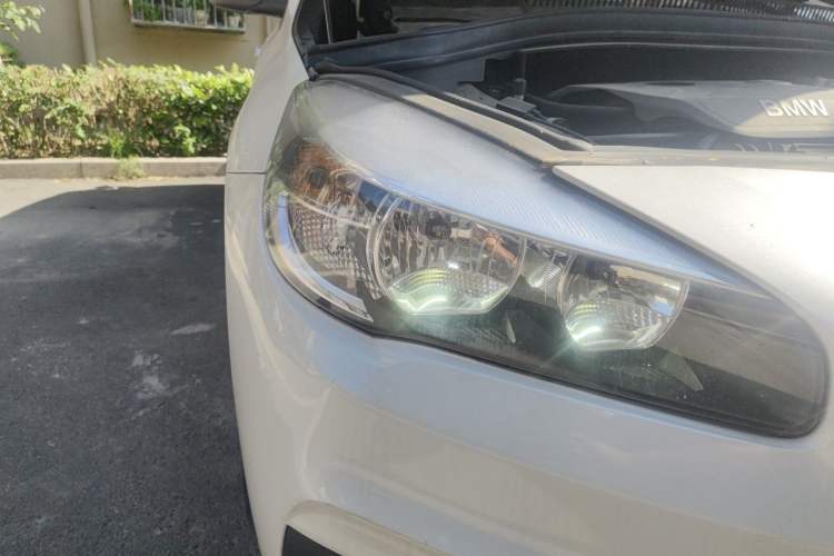 Used BMW 2 Series Gran Tourer 2015 218i Leading Model Right Front Headlight