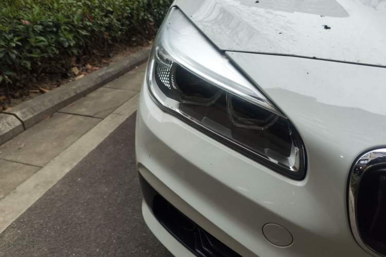 Used BMW 2 Series Gran Tourer 2015 218i Sports Design Package Right Front Headlight
