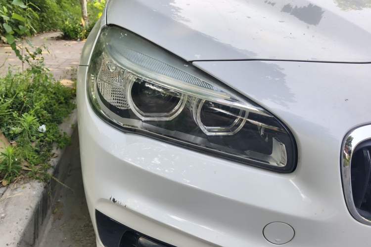 Used BMW 2 Series Gran Tourer 2015 218i Sports Design Package Right Front Headlight