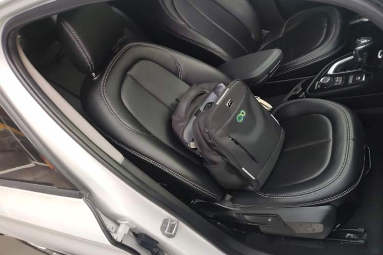 Used BMW 2 Series Gran Tourer 2015 218i Leading Model Right Front Seat