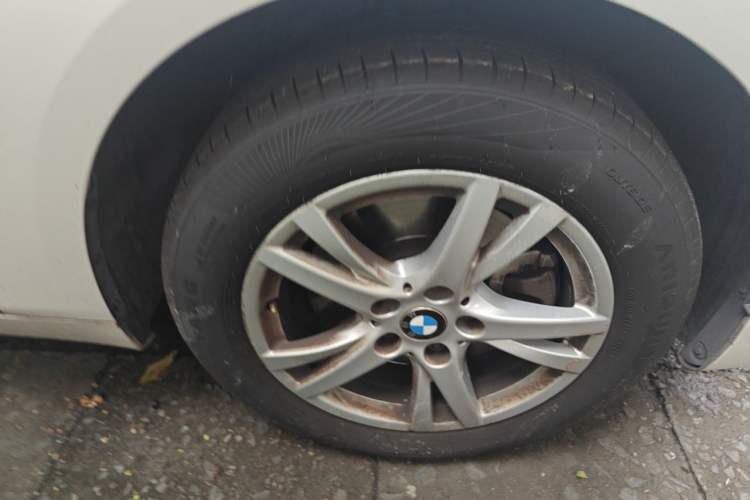 Used BMW 2 Series Gran Tourer 2015 218i Leading Model Right Front Wheel Hub