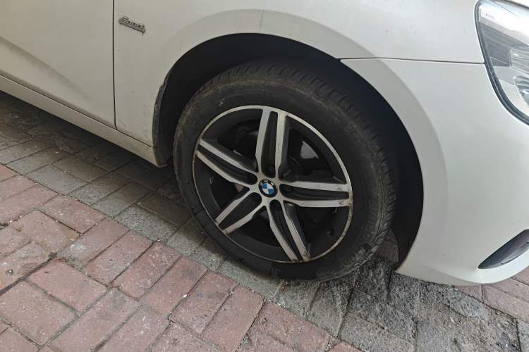 Used BMW 2 Series Gran Tourer 2015 218i Leading Model Right Front Wheel Hub