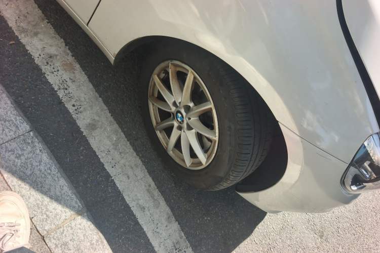 Used BMW 2 Series Gran Tourer 2015 218i Leading Model Right Front Wheel Hub