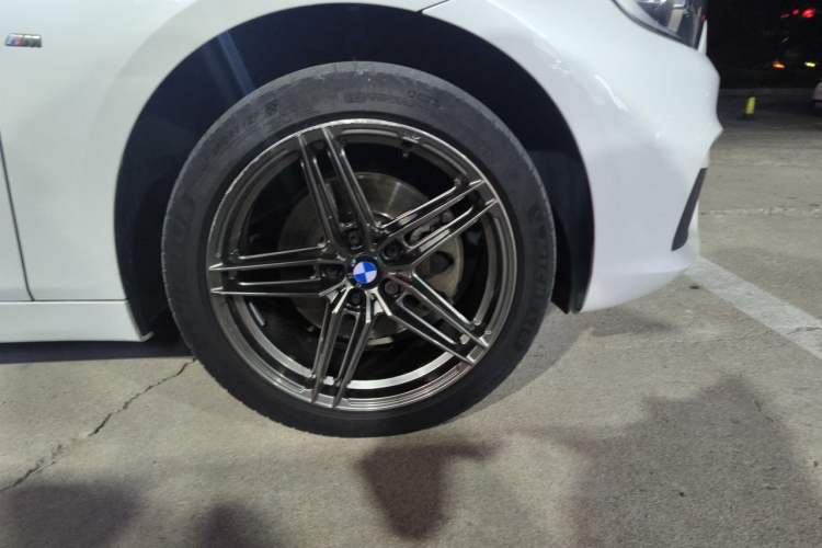 Used BMW 2 Series Gran Tourer 2015 218i Leading Model Right Front Wheel Hub