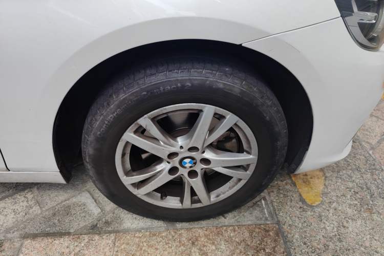 Used BMW 2 Series Gran Tourer 2015 218i Leading Model Right Front Wheel Hub