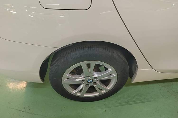 Used BMW 2 Series Gran Tourer 2015 218i Leading Model Right Rear Wheel Hub