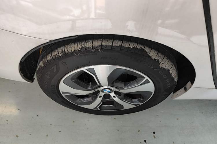 Used BMW 2 Series Gran Tourer 2015 218i Leading Model Right Rear Wheel Hub