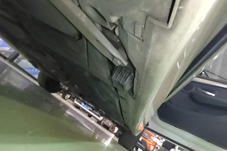 Used BMW 2 Series Gran Tourer 2015 218i Leading Model Right Side Sill