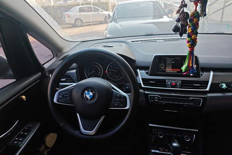 Used BMW 2 Series Gran Tourer 2015 218i Leading Model Steering Wheel