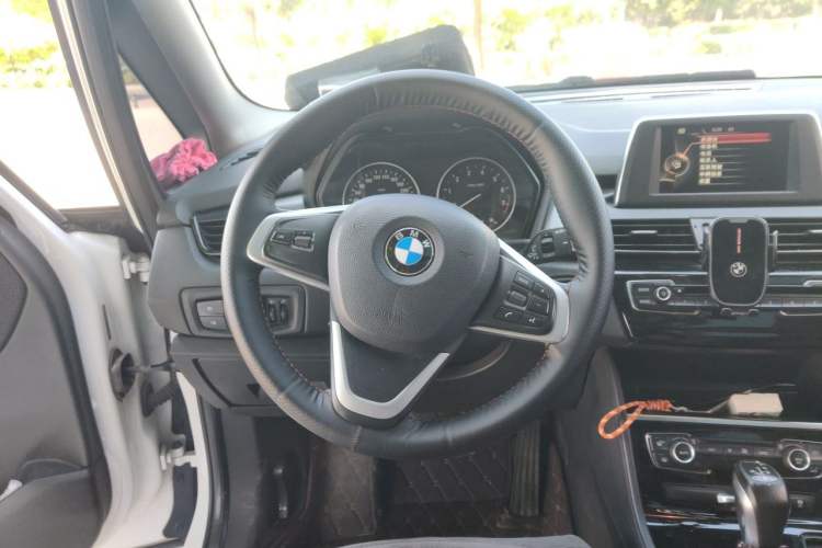 Used BMW 2 Series Gran Tourer 2015 218i Leading Model Steering Wheel