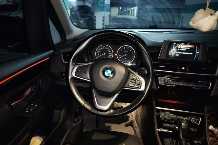 Used BMW 2 Series Gran Tourer 2015 218i Sports Design Package Steering Wheel
