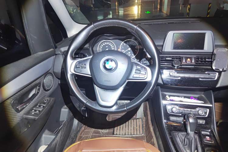 Used BMW 2 Series Gran Tourer 2015 218i Leading Model Steering Wheel