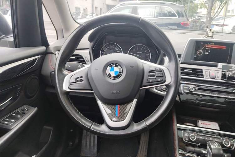 Used BMW 2 Series Gran Tourer 2015 218i Sports Design Package Steering Wheel