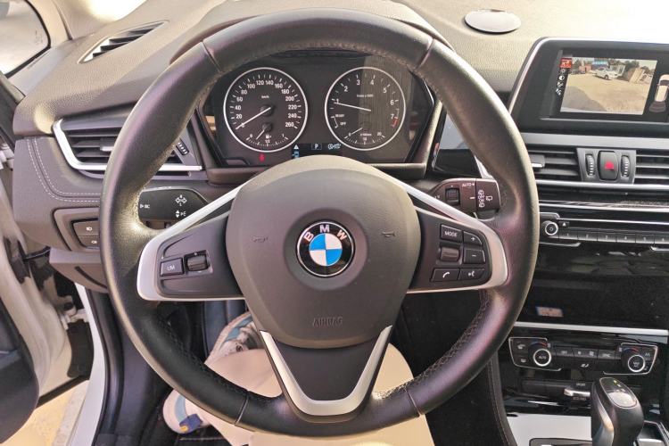 Used BMW 2 Series Gran Tourer 2015 218i Sports Design Package Steering Wheel