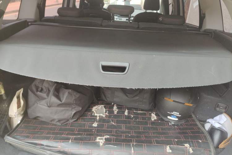 Used BMW 2 Series Gran Tourer 2015 218i Sports Design Package Trunk