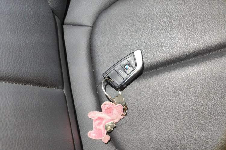 Used BMW 2 Series Gran Tourer 2015 218i Sports Design Package Vehicle Key