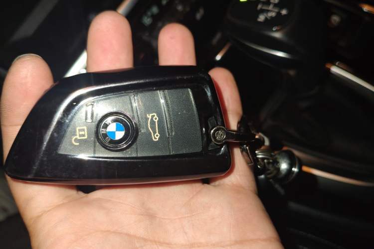 Used BMW 2 Series Gran Tourer 2015 218i Leading Model Vehicle Key
