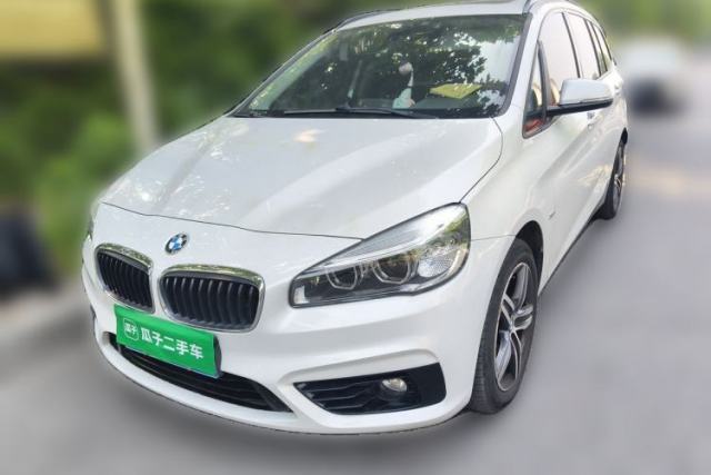 Ojetý BMW 2 Series Gran Tourer 2015 218i Sports Design Package