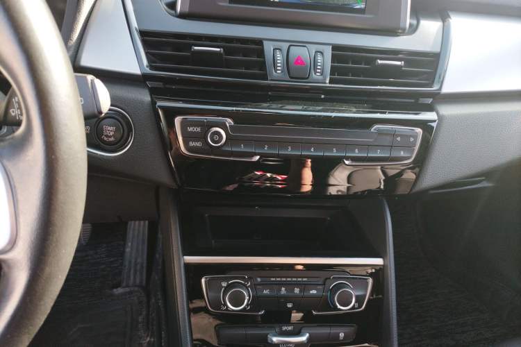Used BMW 2 Series Gran Tourer 2018 220i Leading Model Audio And AC Panel