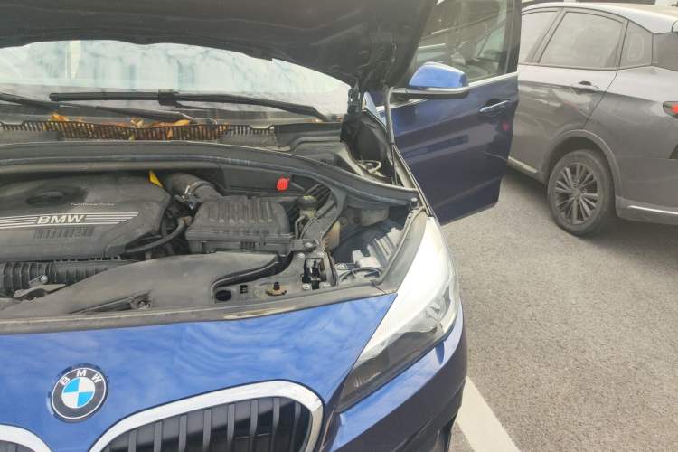 Used BMW 2 Series Gran Tourer 2018 220i Leading Model Engine Bay Left