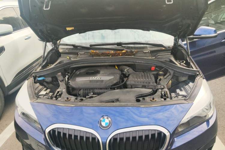 Used BMW 2 Series Gran Tourer 2018 220i Leading Model Engine Bay