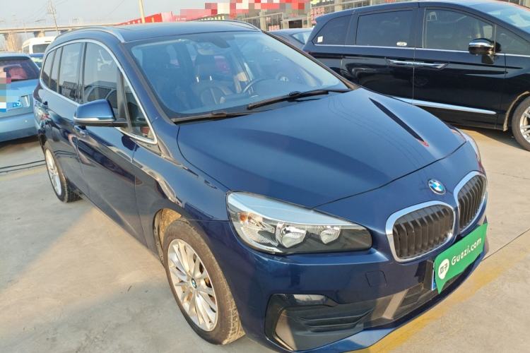Used BMW 2 Series Gran Tourer 2018 220i Leading Model Front Right 45 Deg