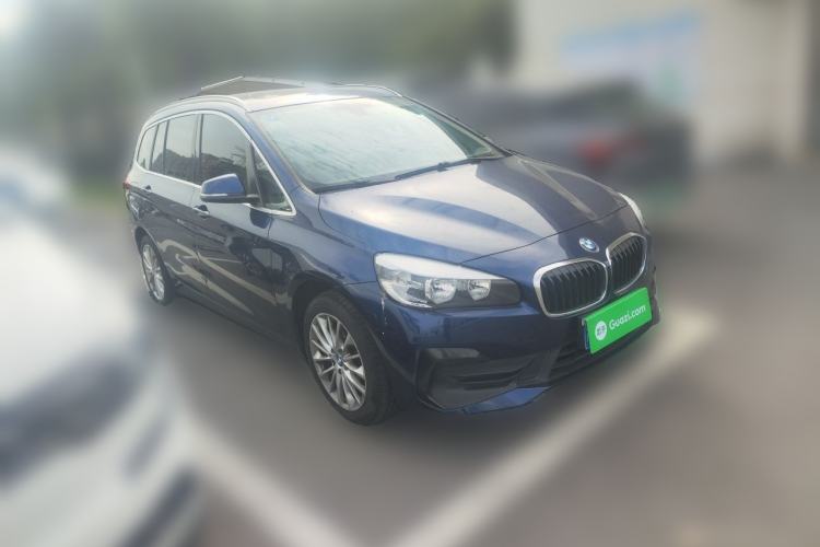 Used BMW 2 Series Gran Tourer 2018 220i Leading Model Front Right 45 Deg