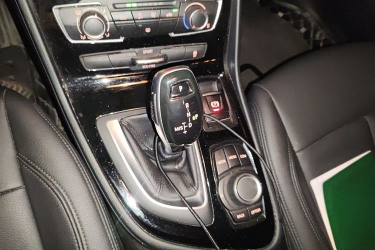 Used BMW 2 Series Gran Tourer 2018 220i Leading Model Gear Lever