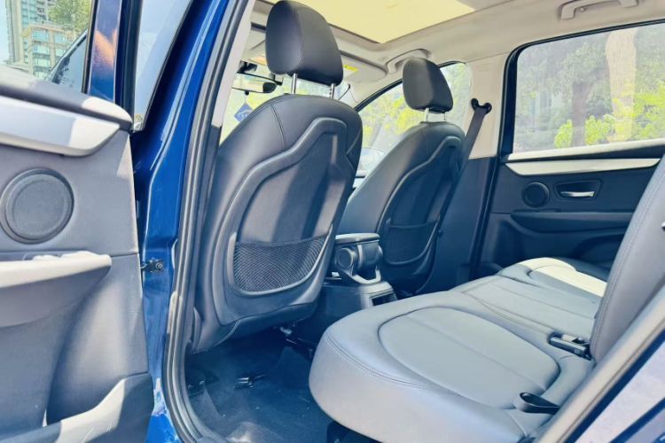 Used BMW 2 Series Gran Tourer 2018 220i Leading Model Interior 2