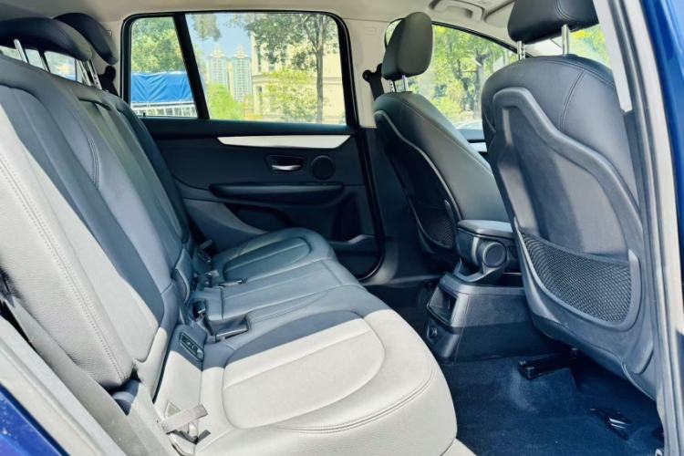 Used BMW 2 Series Gran Tourer 2018 220i Leading Model Interior 3