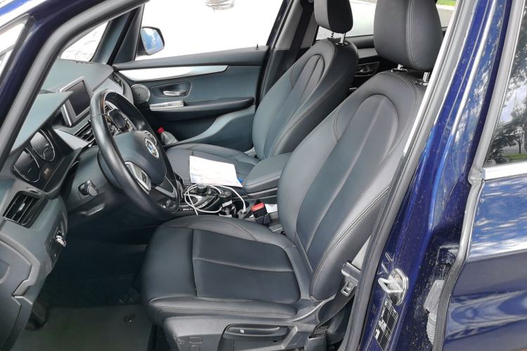 Used BMW 2 Series Gran Tourer 2018 220i Leading Model Left Front Seat