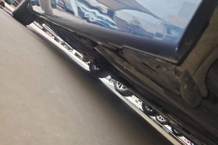Used BMW 2 Series Gran Tourer 2018 220i Leading Model Left Side Sill