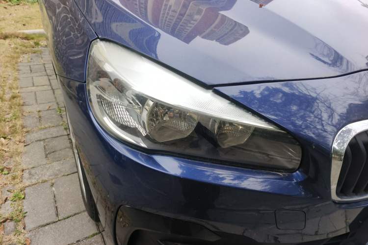 Used BMW 2 Series Gran Tourer 2018 220i Leading Model Right Front Headlight