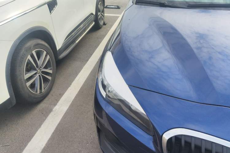 Used BMW 2 Series Gran Tourer 2018 220i Leading Model Right Front Headlight