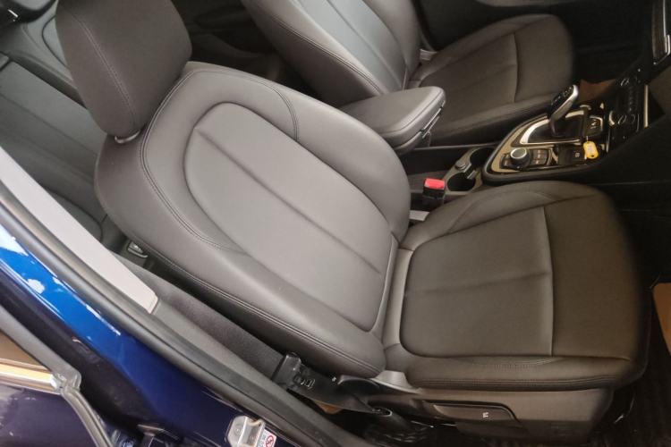 Used BMW 2 Series Gran Tourer 2018 220i Leading Model Right Front Seat