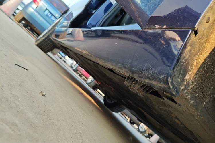 Used BMW 2 Series Gran Tourer 2018 220i Leading Model Right Side Sill