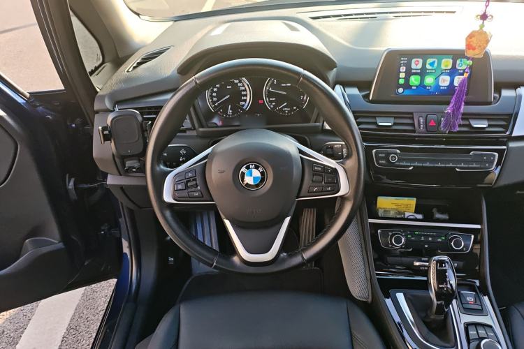 Used BMW 2 Series Gran Tourer 2018 220i Leading Model Steering Wheel