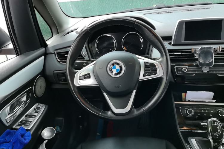 Used BMW 2 Series Gran Tourer 2018 220i Leading Model Steering Wheel