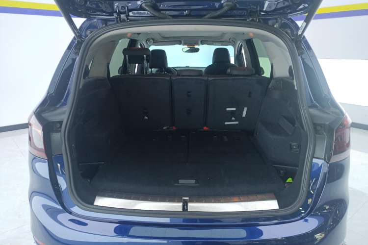 Used BMW 2 Series Gran Tourer 2018 220i Leading Model Trunk