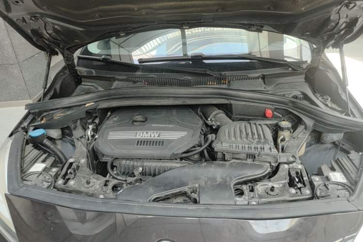 Used BMW 2 Series Gran Tourer 2018 220i Leading Model Engine Bay