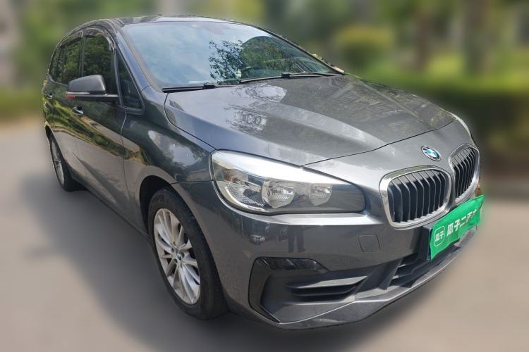 Used BMW 2 Series Gran Tourer 2018 220i Leading Model Front Right 45 Deg