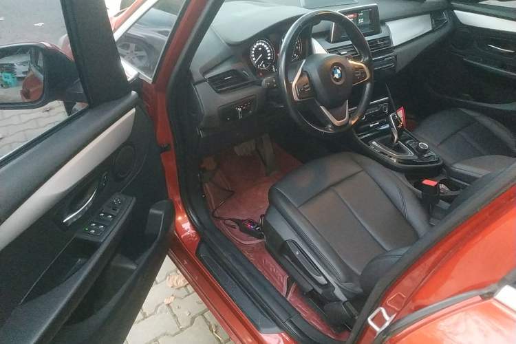Used BMW 2 Series Gran Tourer 2018 220i Leading Model Driver Seat