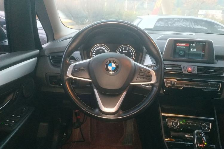 Used BMW 2 Series Gran Tourer 2018 220i Leading Model Steering Wheel