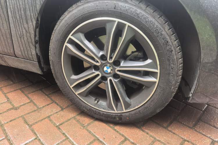 Used BMW 2 Series Gran Tourer 2018 220i Leading Model Right Front Wheel Hub