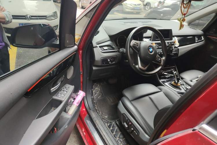 Used BMW 2 Series Gran Tourer 2018 220i Leading Model Driver Seat