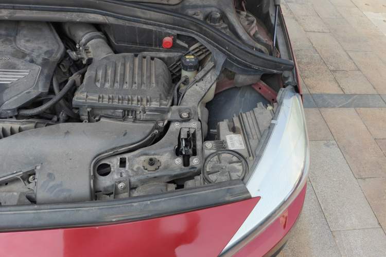 Used BMW 2 Series Gran Tourer 2018 220i Leading Model Engine Bay Left
